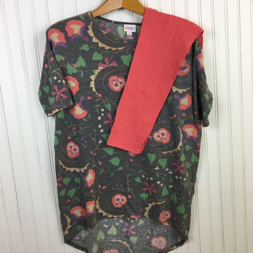 Lularoe Outfit Irma, OS leggings Floral Heathered